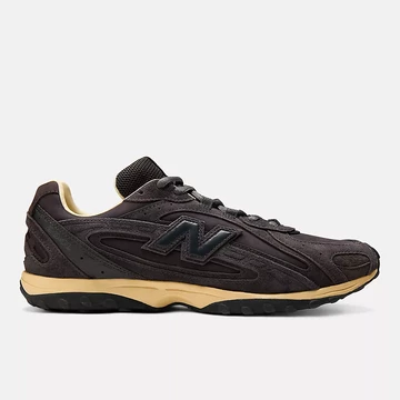 AURALEE x New Balance 204L Pack Außenseite