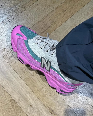 New Balance 1000 Pink Tan on feet