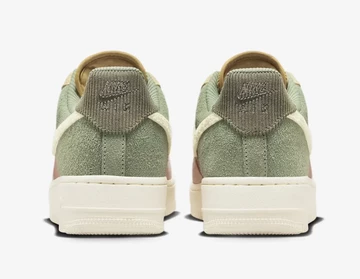 Air Force 1 Low LX Oil Green von hinten