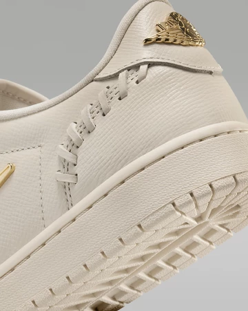 Die Ferse des Jordan 1 Low Method of Make Pack in Legend Light Brown