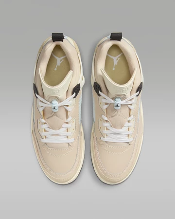 Jordan Spizike Low Sanddrift Paar von oben