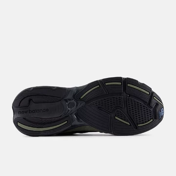 New Balance 2010 Dark Olivine Mushroom Sohle