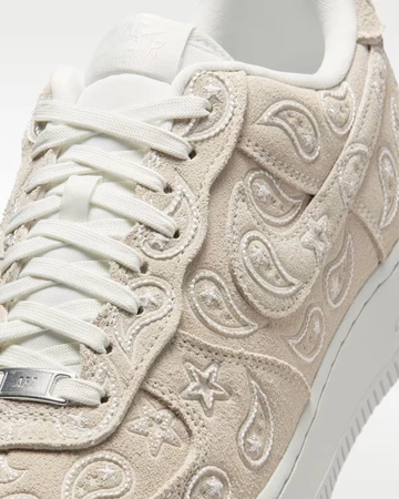 Air Force 1 Paisley Summit White Detailbild