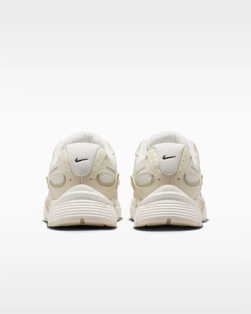 Nike V5 RNR Coconut Milk von hinten