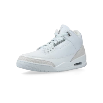 Jordan 3 Pure Money schräg seitlich