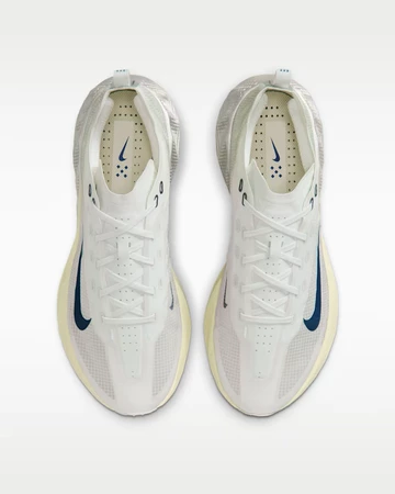 Nike Ava X Alabaster Paar