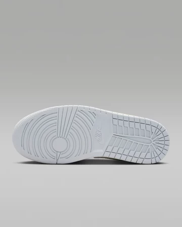 Air Jordan 1 Low Jade Aura Sohle