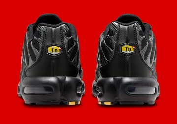 der Air Max Plus University Red von hinten