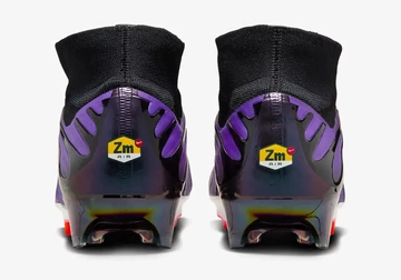 Nike Mercurial Superfly 9 FG Voltage Purple von hinten