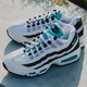 Air Max 95 Black Border | Nike V5 RNR Vast Grey | Asphaltgold Sale & weitere News des Tages!