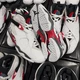 Alle Shops für den Jordan 8 Retro Bugs Bunny um 09:00 Uhr! 🐰