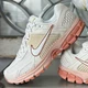 Ab 85 Euro! 🤩 Nike Zoom Vomero 5 - diverse Colourways und Größen am Start! 👇🏼 Klickt euch mal durch!